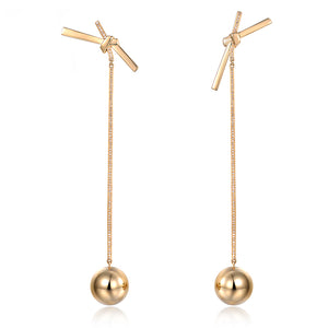 Open image in slideshow, &quot;BoBo&quot; Dangling Sphere Ball Ornament Diamond Earrings
